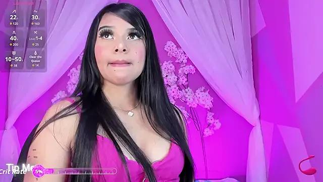 Holly_Bms on StripChat 