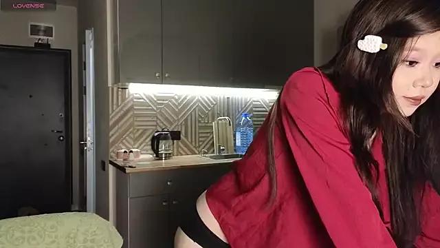 hoshina_sayeri on StripChat