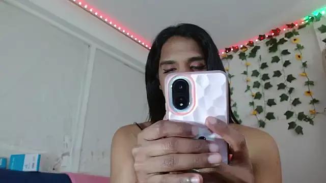 Indiaadams on StripChat 