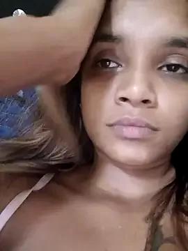 Indianqueen03 on StripChat 