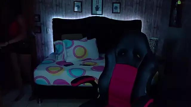 Iris_Evanss on StripChat 