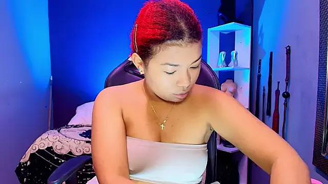 JadaRoberts on StripChat 