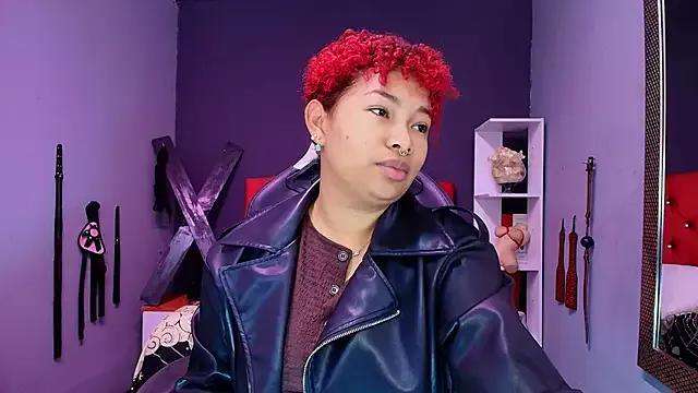 JadaRoberts on StripChat 