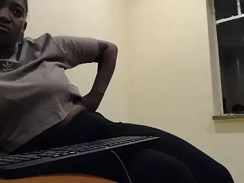 Kinkytoll on StripChat