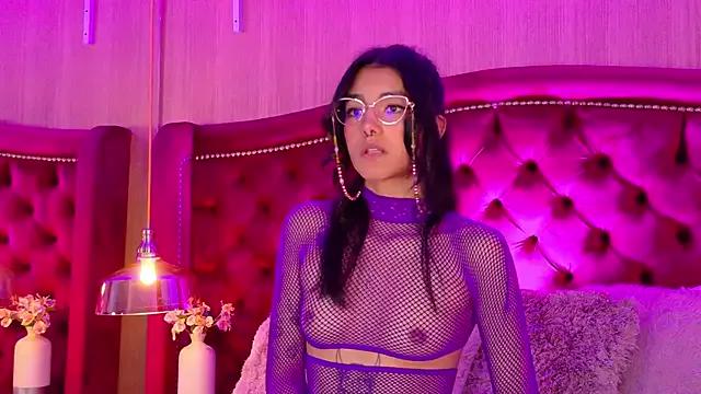 KittyBlacck_ on StripChat 
