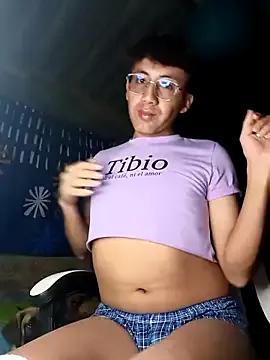 LaelVira_3 on StripChat