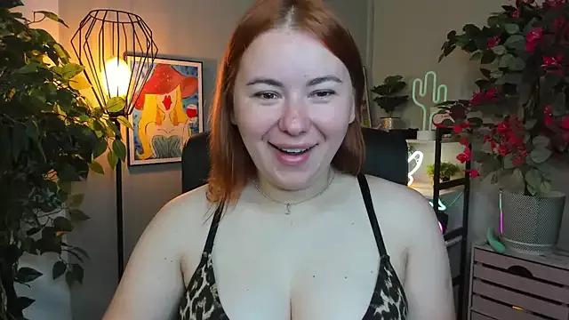 LAYLAxSTAR on StripChat 