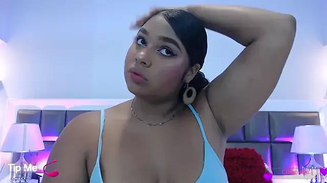 LennaEvans on StripChat 