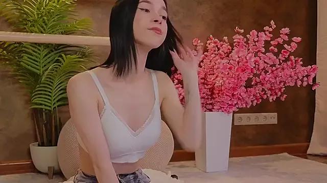 LilithStrangfor on StripChat 