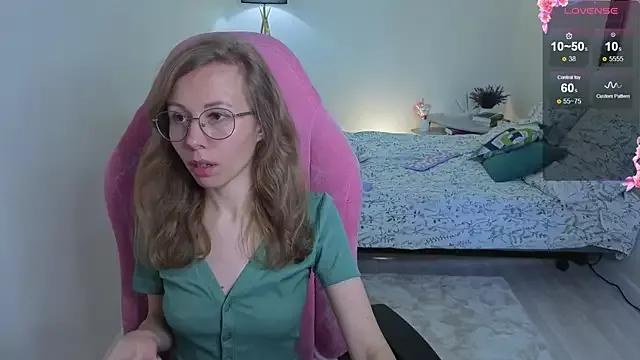 Lill_Mary on StripChat 
