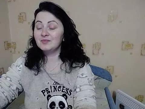 Lillian2 on StripChat 
