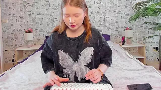 Lillie_Berry on StripChat