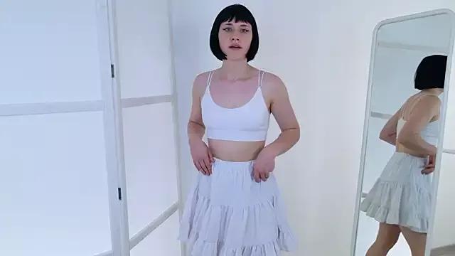 Lillu_moon on StripChat 