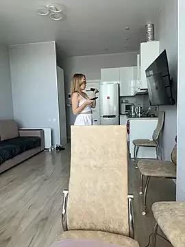 Little_Forest_ELF on StripChat 