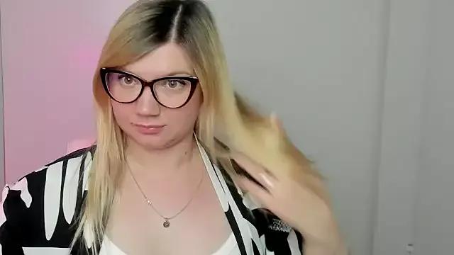 Lola_moree on StripChat 
