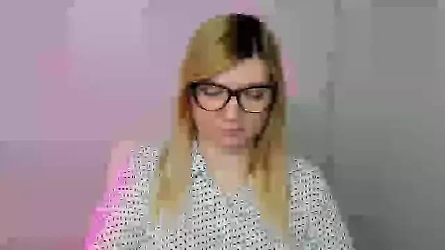 Lola_moree on StripChat 