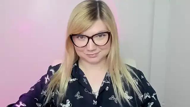 Lola_moree on StripChat 