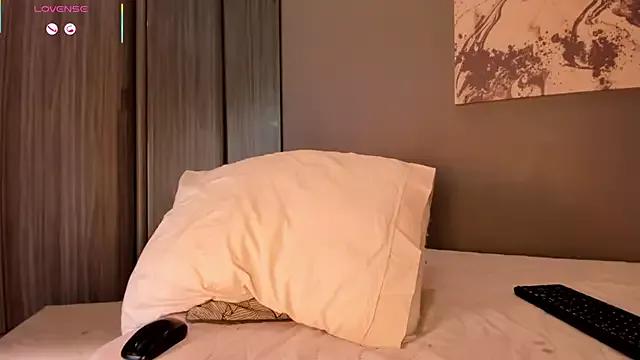LynnSam_ on StripChat 
