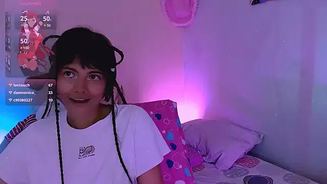 Mattilda_18 on StripChat 