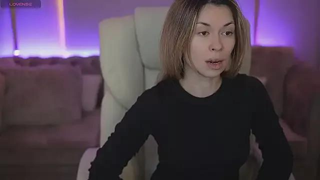 MayaRayy on StripChat 