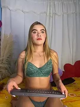 Miaa_rosses3 on StripChat 