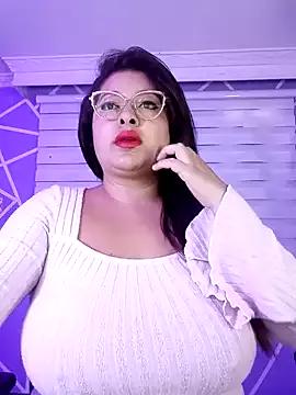 MiiaaJoness on StripChat 