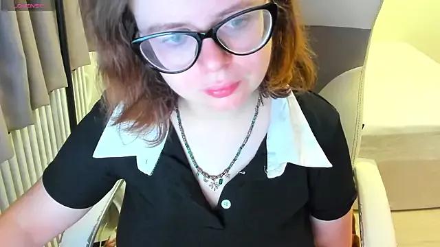 MilisaSweet777 on StripChat 