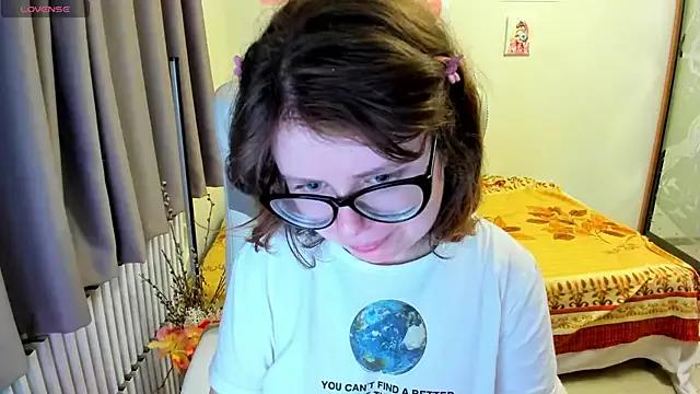 MilisaSweet777 on StripChat 
