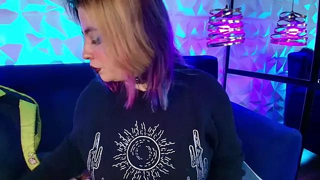 missa_motato on StripChat