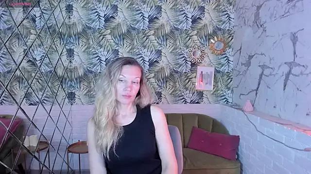 NancyGrace on StripChat 