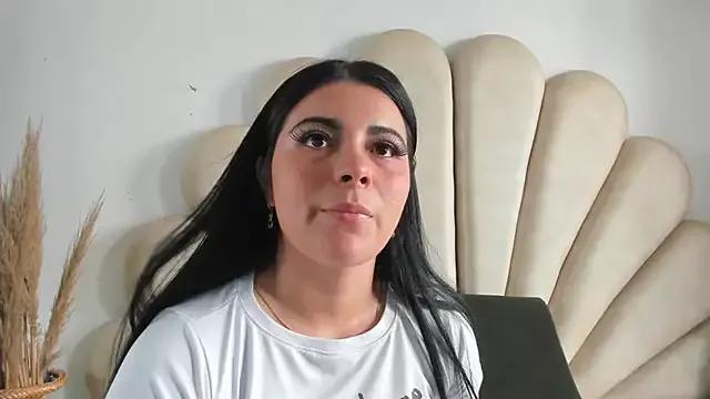 Natasha__Blue on StripChat 
