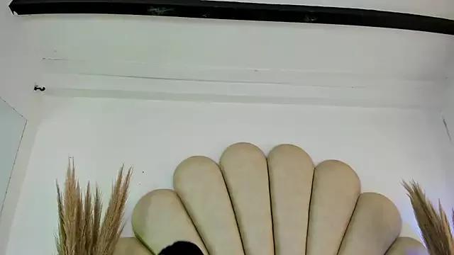 Natasha__Blue on StripChat 