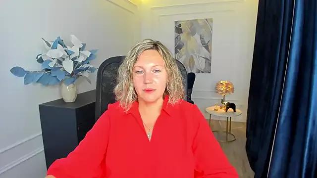 NinaStarle on StripChat 