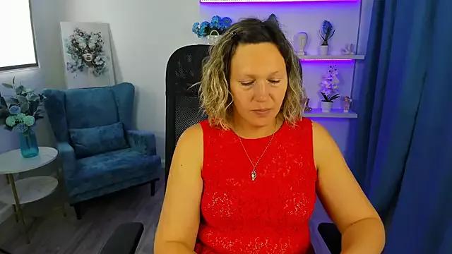 NinaStarle on StripChat 