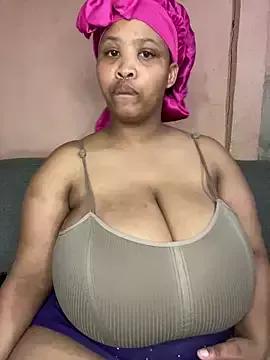 NonoGotBoobies on StripChat 