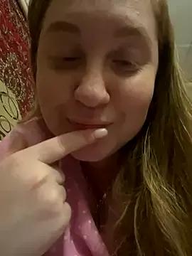 ollydoll92 on StripChat 