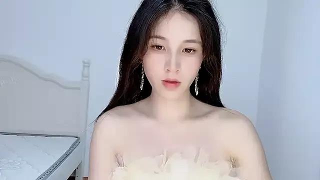 OOOm-oo on StripChat 