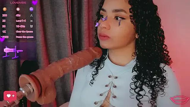 Queen_Deepthroat on StripChat 