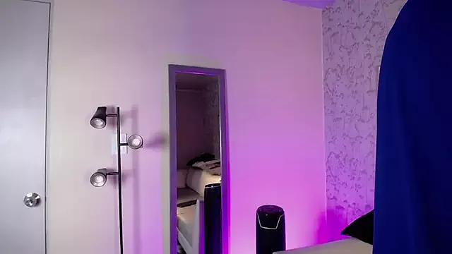 Robbin_Blaze on StripChat 