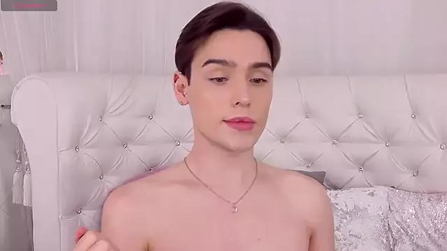 RobbyCharming on StripChat 
