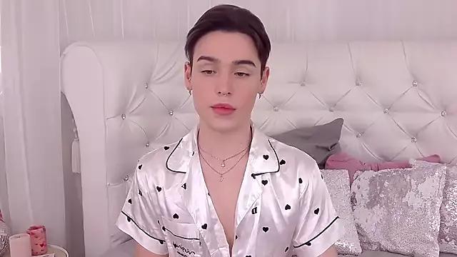 RobbyCharming on StripChat 
