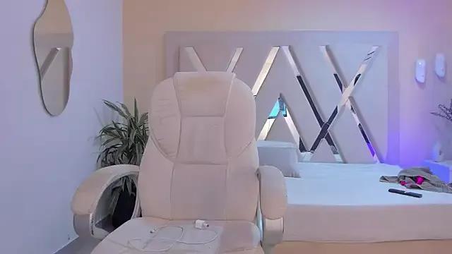samanthalopez__ on StripChat 