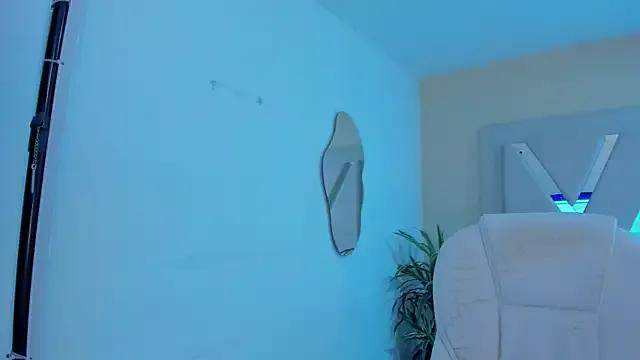 samanthalopez__ on StripChat 