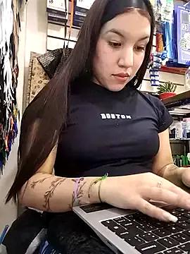 samathasexx on StripChat 