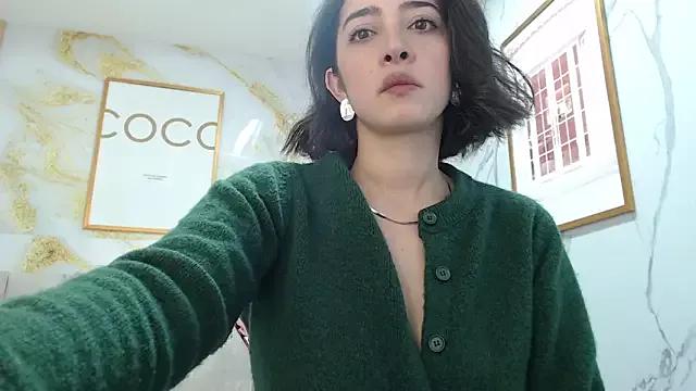 sara_lopez_s on StripChat
