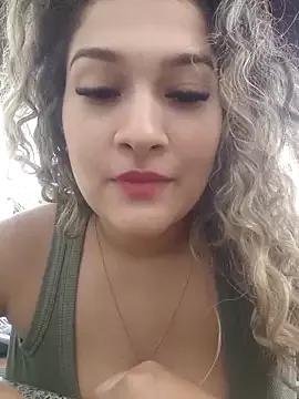 Sara_smiiith211 on StripChat 