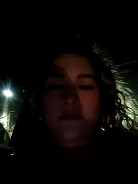 Sara_smiiith211 on StripChat 