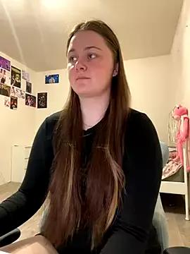 Sasha_Kitten on StripChat 