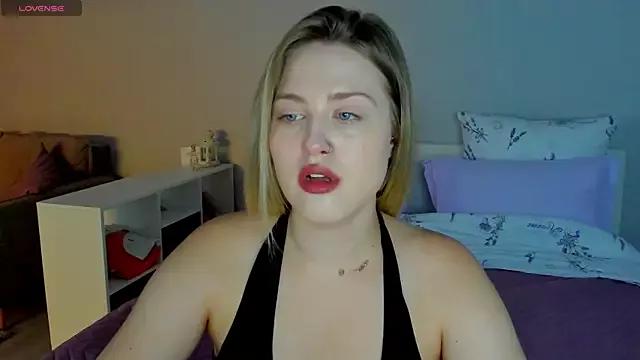 Sassy_Talkin_ on StripChat 
