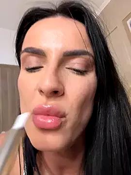 SereneRhodes on StripChat 